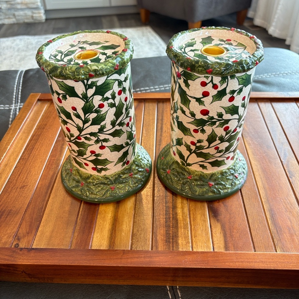 Handpainted Exclusive Pacific Rim Christmas Holly & Berry Candlestick Set